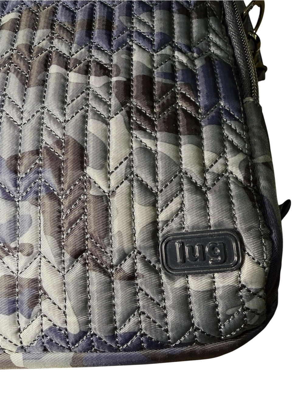 Lug Ranger Crossbody Bag Quilted Navy Camo Travel Purse - Picture 3 of 9